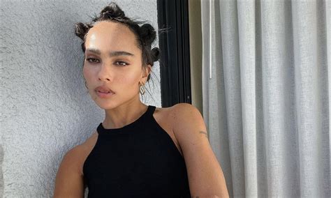 zo kravitz height|Zoë Kravitz Model, Bio, Wiki, Age, Mom, Husband,。